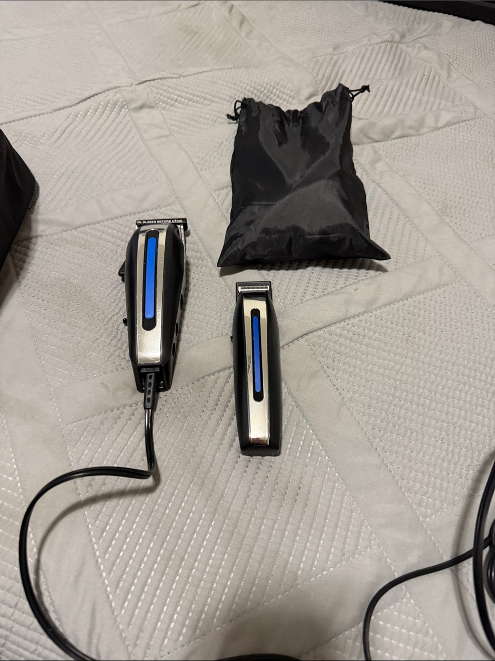 Wahl Men’s Electric Hair Clipper and Trimmer Set - Black with Blue Accents